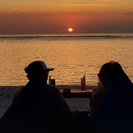 Solabose Cottages Gili Air Exteriör bild