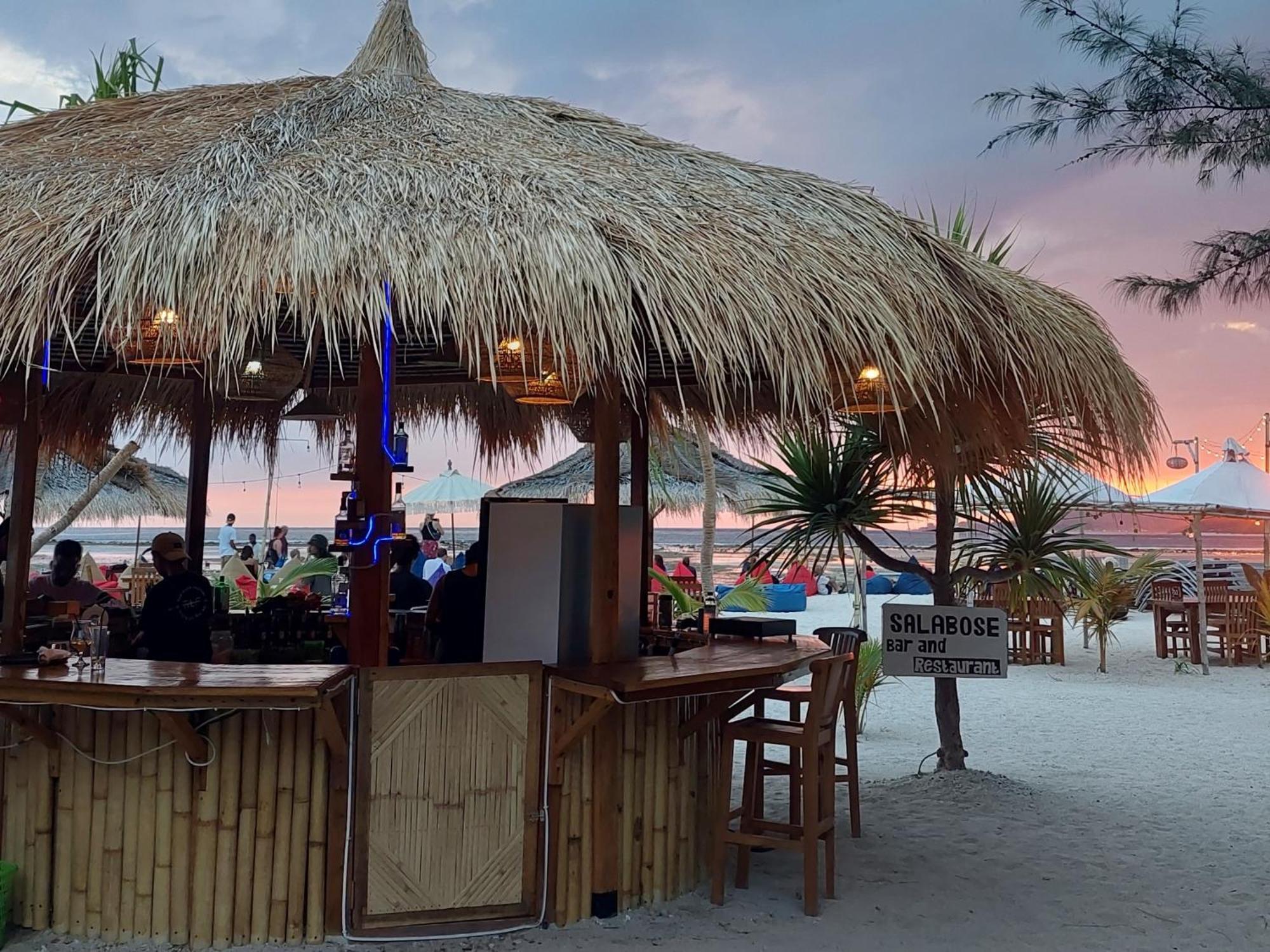 Solabose Cottages Gili Air Exteriör bild