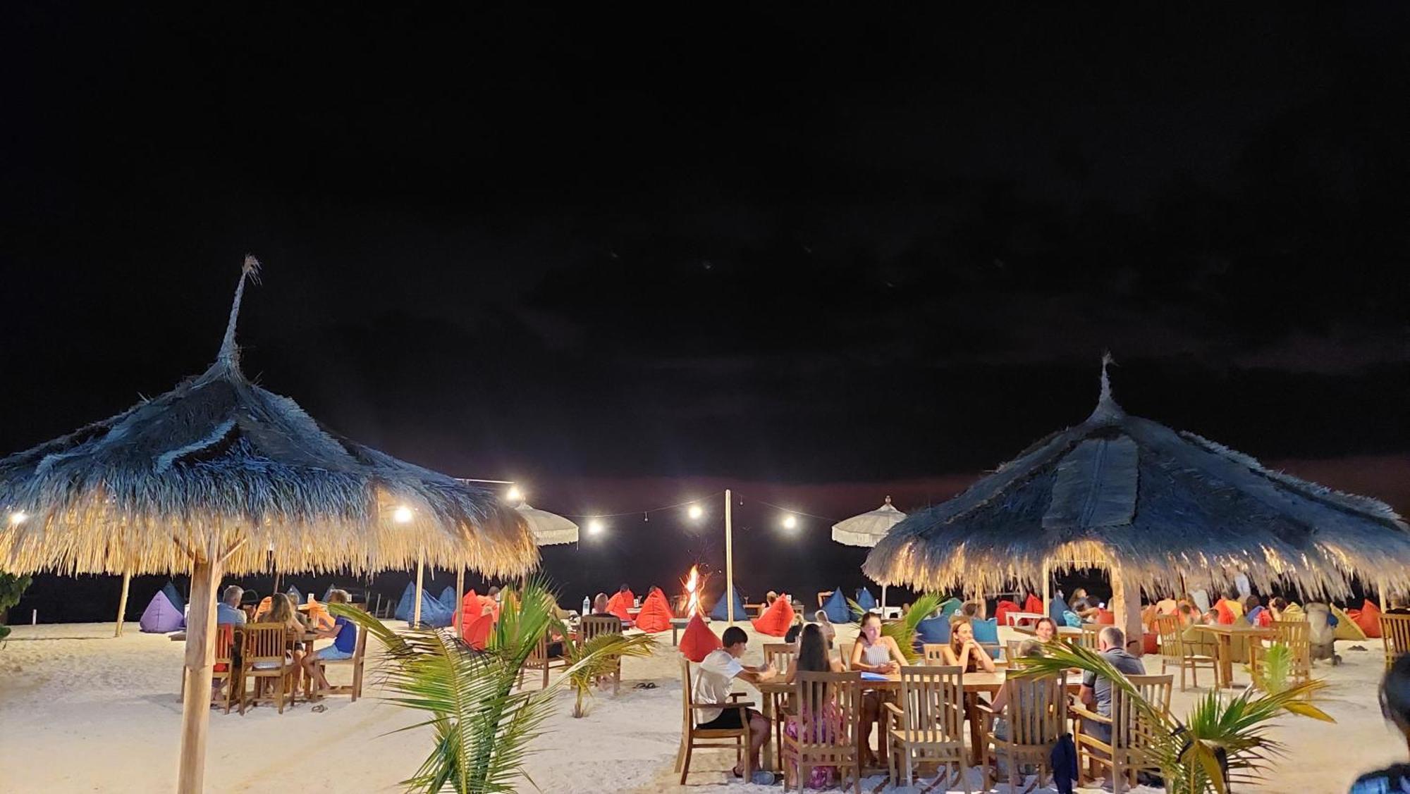 Solabose Cottages Gili Air Exteriör bild